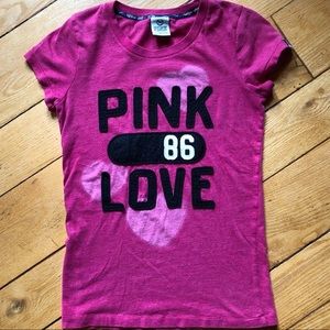 PINK T-shirt‎